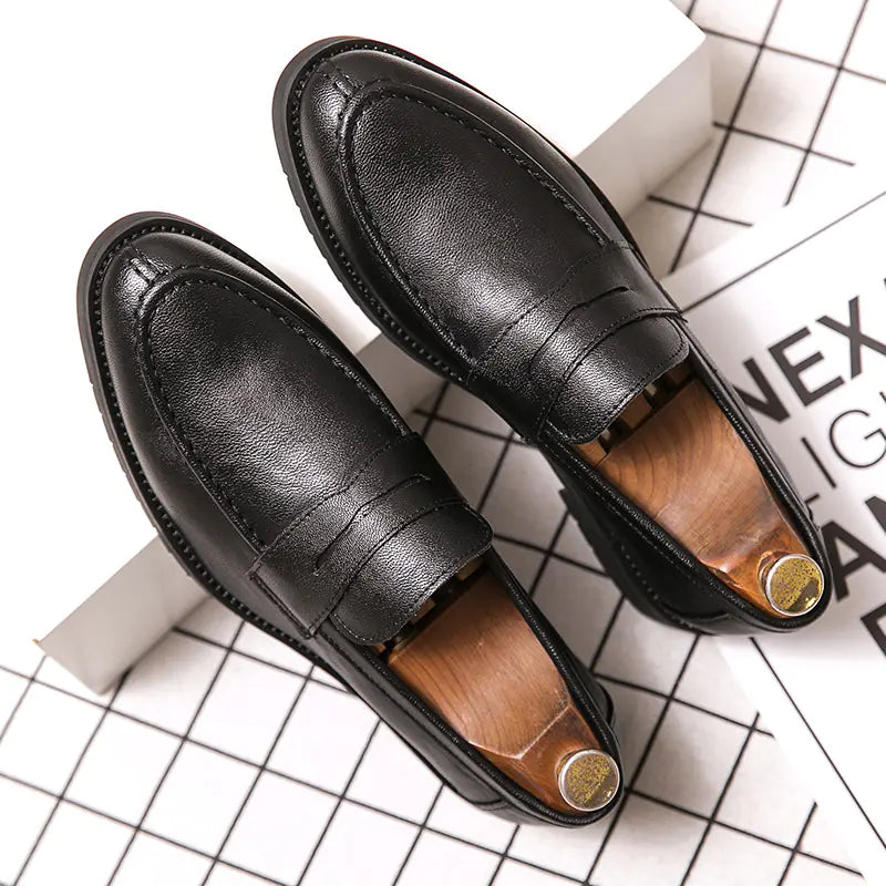 Men's Casual Retro British Round Toe Slip-on Shoes